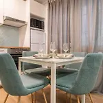 Peaceful Apartment With A Private Patio By Rems