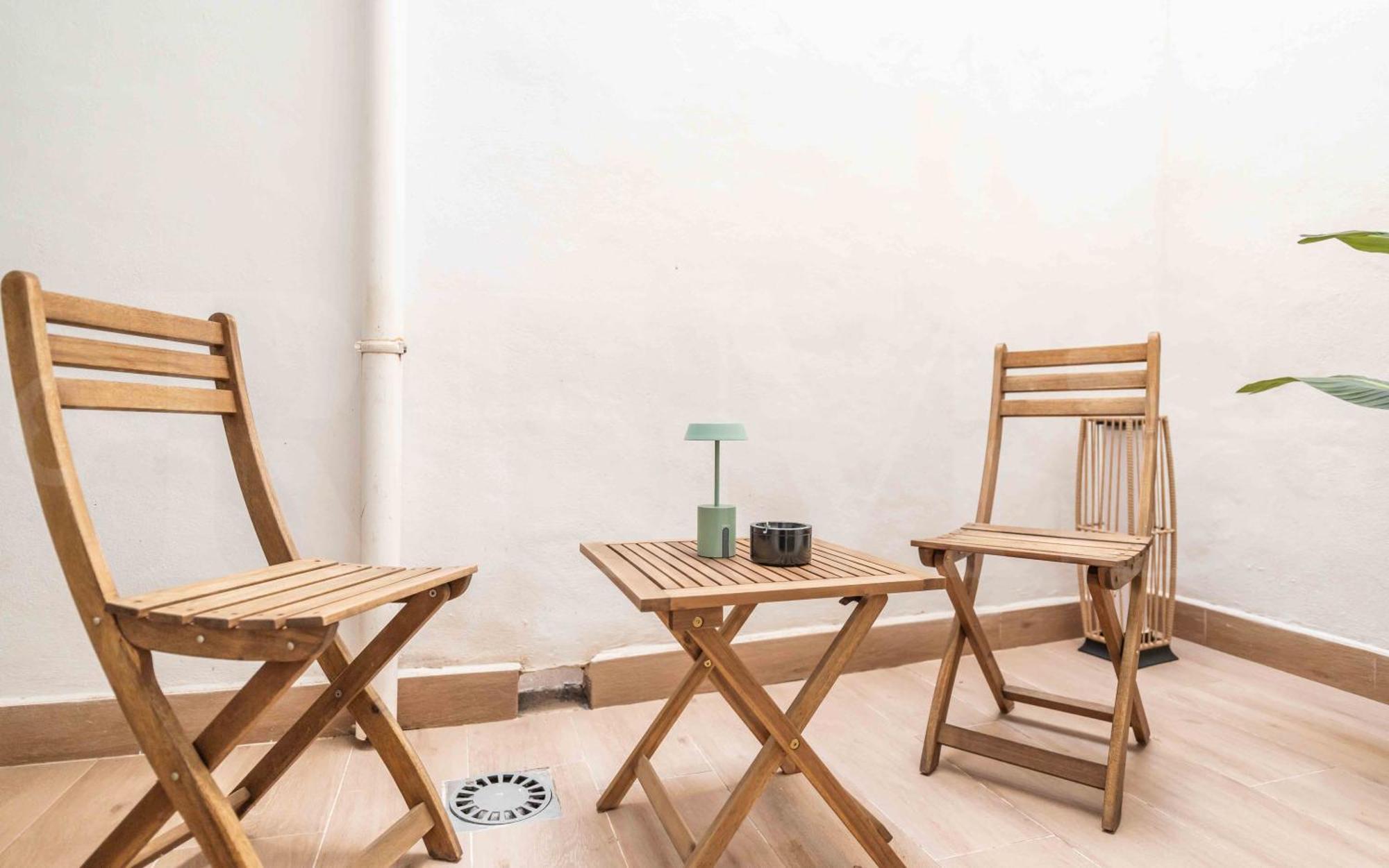 Apartment Peaceful With A Private Patio By Rems