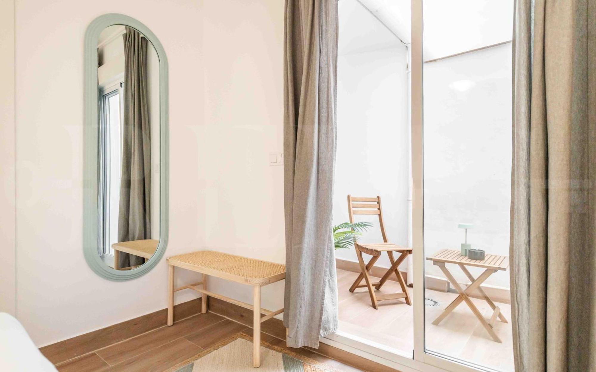 Peaceful With A Private Patio By Rems Apartment *